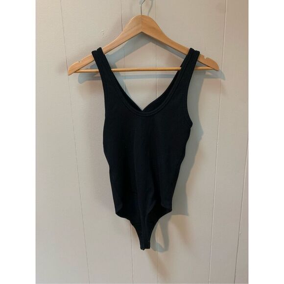 Abercrombie snap down ribbed black bodysuit medium - Picture 3 of 6